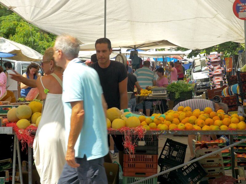 Busy street fruit market